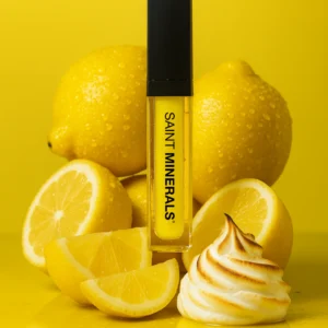 Transparent gloss with lemons and meringue.